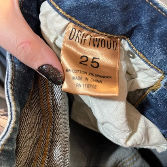 DRIFTWOOD Blue Embroidered Bootcut Jeans with Floral Accent - Picture 15 of 16